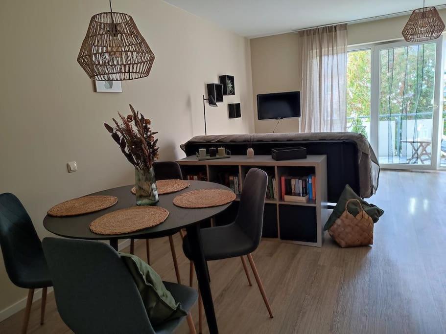 Gemuetliches Ferienapartment Mit Optionaler E-Ladesaeule Айхенцелль Экстерьер фото